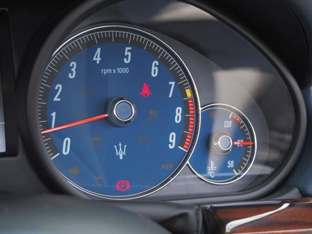 マセラティ グランカブリオ スポーツ R2年 (近畿) 99