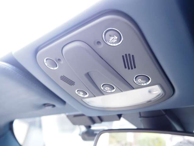 マセラティ グランカブリオ スポーツ R2年 (近畿) 99