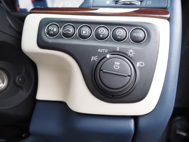 マセラティ グランカブリオ スポーツ R2年 (近畿) 99