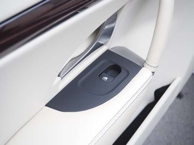 マセラティ グランカブリオ スポーツ R2年 (近畿) 99