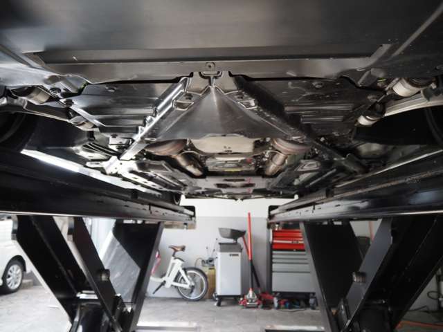 マセラティ グランカブリオ スポーツ R2年 (近畿) 99