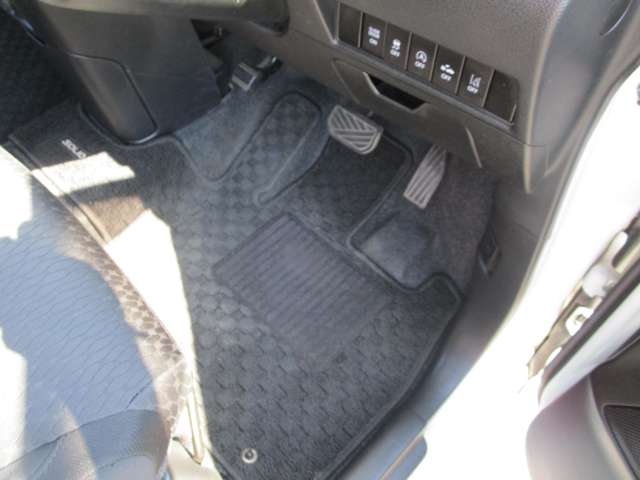 スズキ ソリオ １．２ バンディット ハイブリッド ＭＶ H28年 (中国) 99