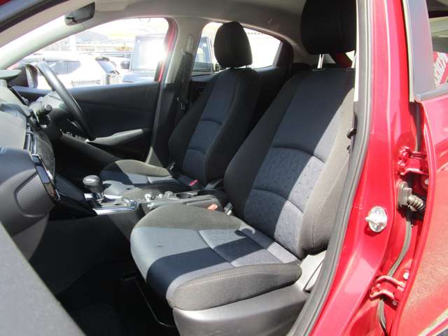 マツダ デミオ １．３ １３Ｓ H27年 (中国) 99