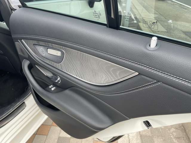 メルセデスベンツ ＣＬＳクラス ＣＬＳ２２０ Ｄ スポーツ エクスクルーシブ パッケージ ディーゼルターボ R1年 (東海) 99