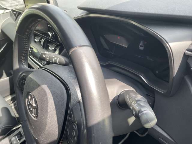 トヨタ カローラ　ツーリング　ハイブリッド １．８ ハイブリッド ＷＸＢ R2年 (東海) 99