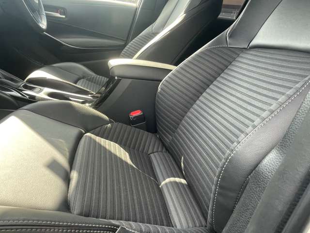 トヨタ カローラ　ツーリング　ハイブリッド １．８ ハイブリッド ＷＸＢ R2年 (東海) 99