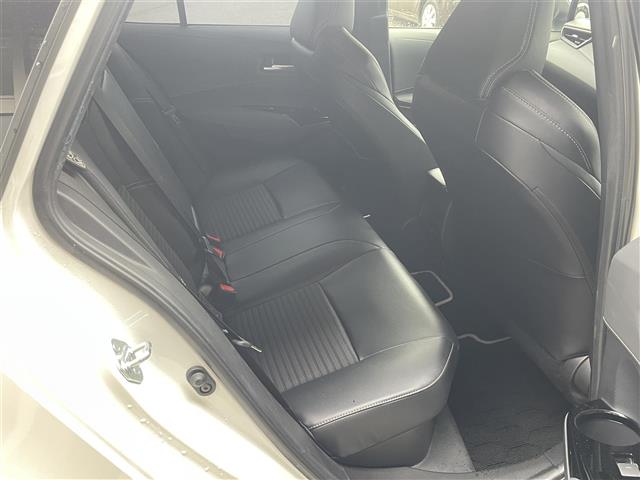 トヨタ カローラ　ツーリング　ハイブリッド １．８ ハイブリッド ＷＸＢ R2年 (東海) 99