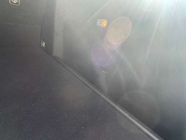 トヨタ カローラ　ツーリング　ハイブリッド １．８ ハイブリッド ＷＸＢ R2年 (東海) 99