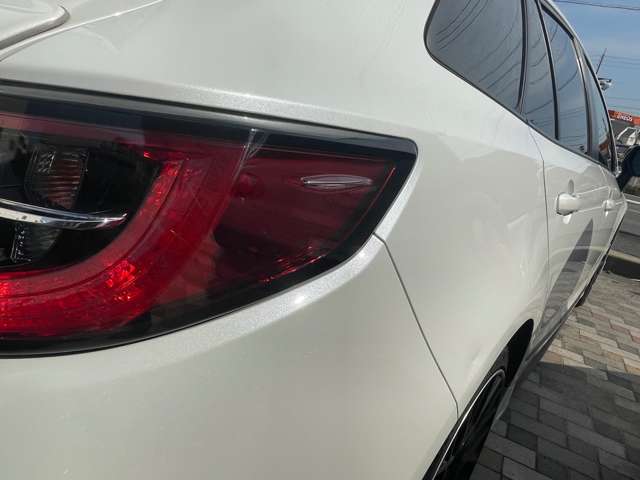 トヨタ カローラ　ツーリング　ハイブリッド １．８ ハイブリッド ＷＸＢ R2年 (東海) 99