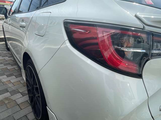 トヨタ カローラ　ツーリング　ハイブリッド １．８ ハイブリッド ＷＸＢ R2年 (東海) 99