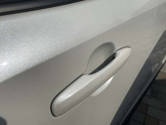 トヨタ カローラ　ツーリング　ハイブリッド １．８ ハイブリッド ＷＸＢ R2年 (東海) 99