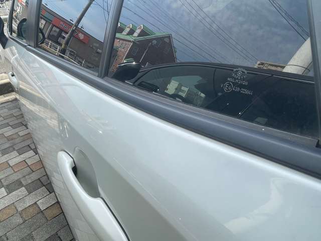 トヨタ カローラ　ツーリング　ハイブリッド １．８ ハイブリッド ＷＸＢ R2年 (東海) 99