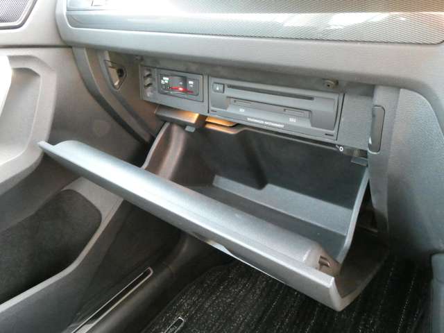 フォルクスワーゲン ティグアン ＴＳＩ　ハイライン H30年 (関東) 99