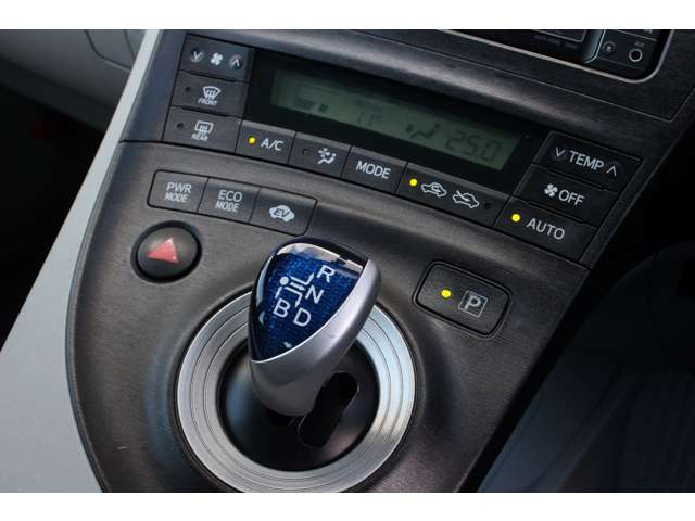 トヨタ プリウス １．８ Ｓ ＬＥＤエディション H23年 (関東) 99