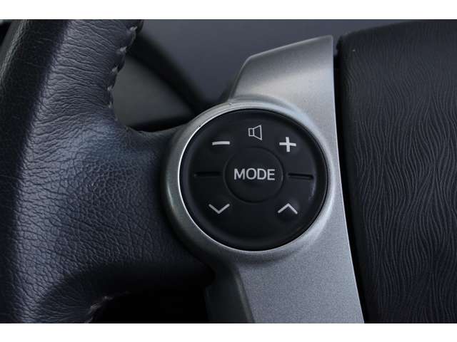 トヨタ プリウス １．８ Ｓ ＬＥＤエディション H23年 (関東) 99