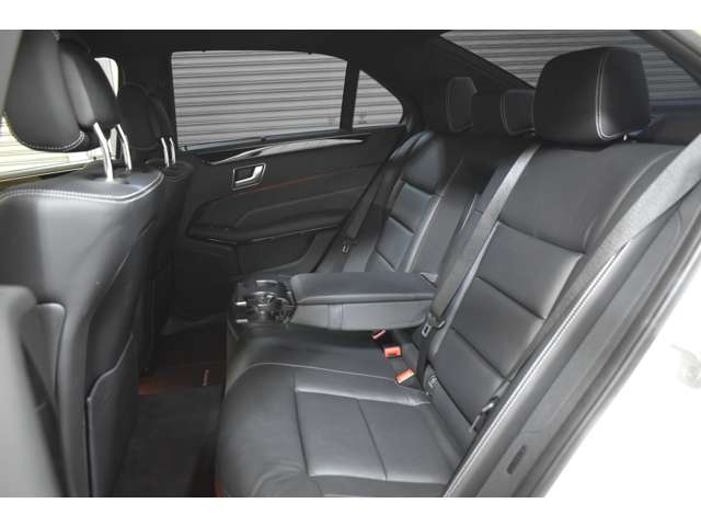 メルセデスベンツ Ｅクラス Ｅ５５０　アバンギャルド H26年 (関東) 99