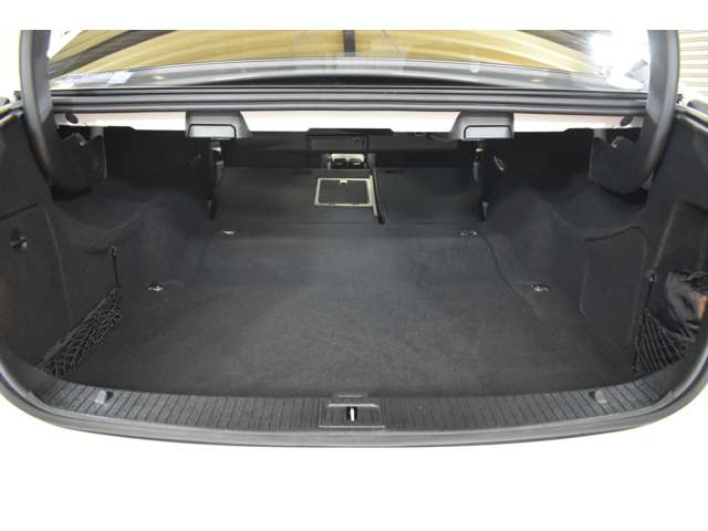 メルセデスベンツ Ｅクラス Ｅ５５０　アバンギャルド H26年 (関東) 99