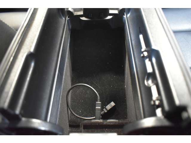 メルセデスベンツ Ｅクラス Ｅ５５０　アバンギャルド H26年 (関東) 99