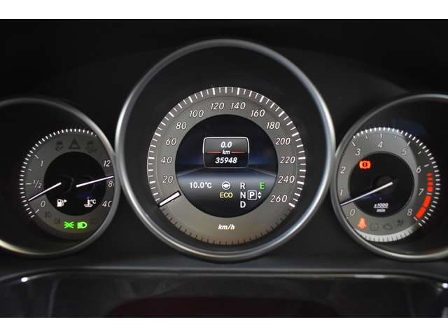 メルセデスベンツ Ｅクラス Ｅ５５０　アバンギャルド H26年 (関東) 99