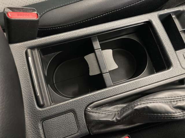 スバル インプレッサスポーツ　ハイブリッド ハイブリッド ２．０Ｉ－Ｌ アイサイト ４ＷＤ H27年 (北海道) 99