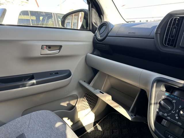 トヨタ パッソ １．０ Ｘ R4年 (東海) 99