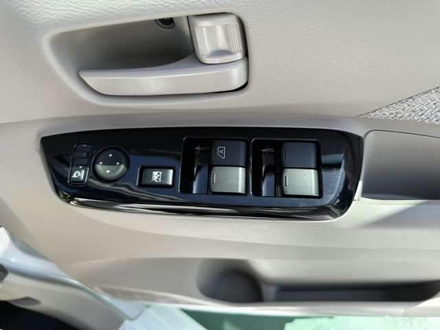 日産 ルークス ６６０ Ｘ R5年 (東海) 99