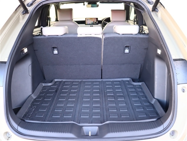 ホンダ ヴェゼル １．５ Ｅ：ＨＥＶ プレイ R3年 (関東) 99