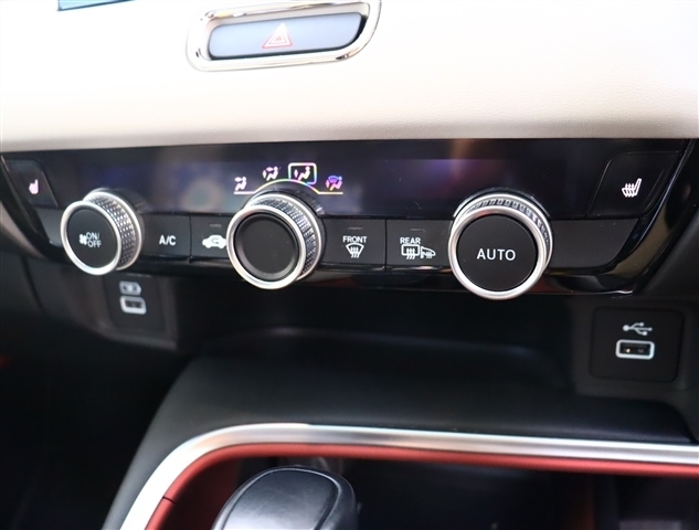 ホンダ ヴェゼル １．５ Ｅ：ＨＥＶ プレイ R3年 (関東) 99