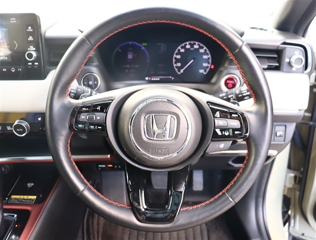 ホンダ ヴェゼル １．５ Ｅ：ＨＥＶ プレイ R3年 (関東) 99