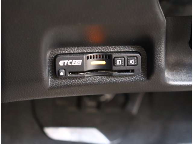 ホンダ ヴェゼル １．５ Ｅ：ＨＥＶ プレイ R3年 (関東) 99