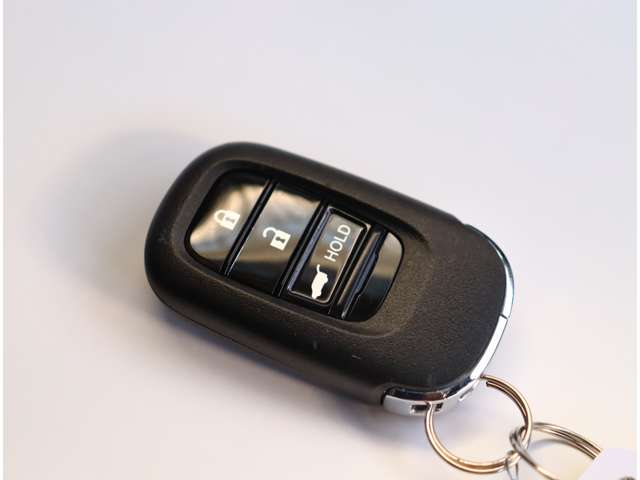 ホンダ ヴェゼル １．５ Ｅ：ＨＥＶ プレイ R3年 (関東) 99