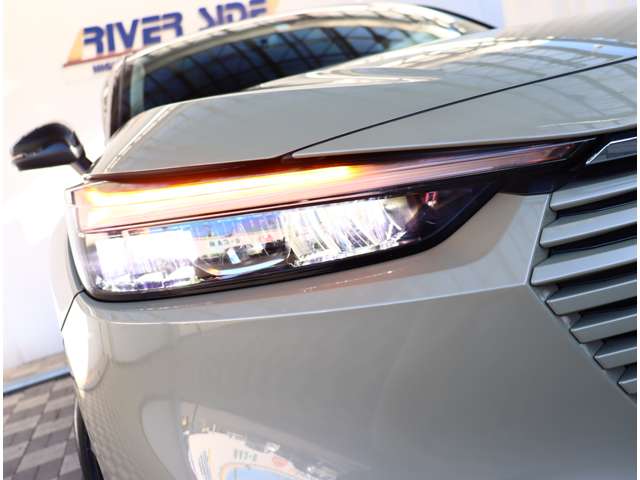 ホンダ ヴェゼル １．５ Ｅ：ＨＥＶ プレイ R3年 (関東) 99