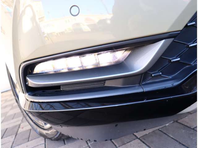 ホンダ ヴェゼル １．５ Ｅ：ＨＥＶ プレイ R3年 (関東) 99