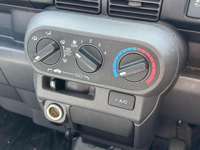 ホンダ アクティトラック ６６０ タウン ４ＷＤ H27年 (近畿) 99