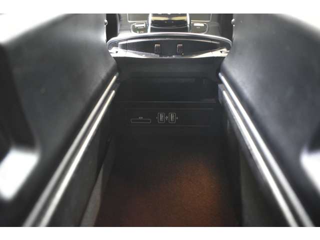 メルセデスベンツ Ｃクラスワゴン Ｃ２５０ スポーツ H28年 (関東) 99