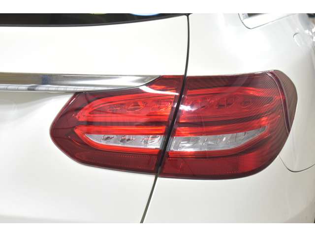 メルセデスベンツ Ｃクラスワゴン Ｃ２５０ スポーツ H28年 (関東) 99