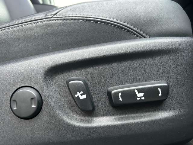 トヨタ ランドクルーザープラド ２．７ ＴＸ Ｌパッケージ ４ＷＤ R4年 (関東) 99