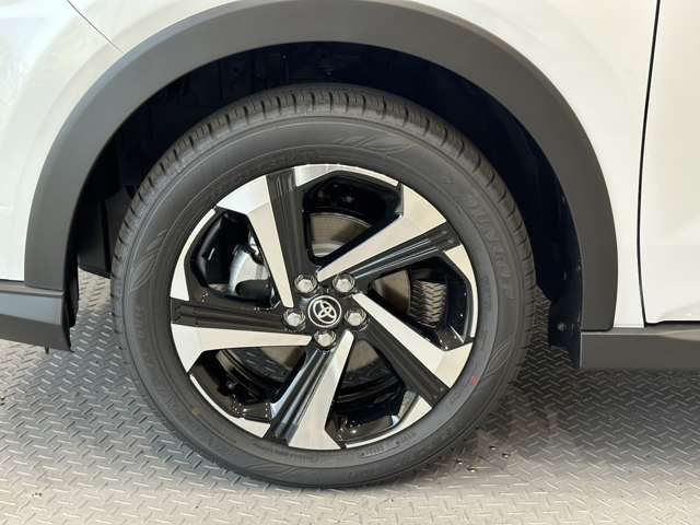 トヨタ ライズ　ハイブリッド ハイブリッド １．２ Ｚ R6年 (中国) 99