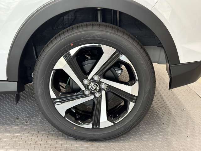 トヨタ ライズ　ハイブリッド ハイブリッド １．２ Ｚ R6年 (中国) 99