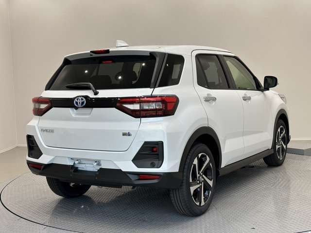 トヨタ ライズ　ハイブリッド ハイブリッド １．２ Ｚ R6年 (中国) 99