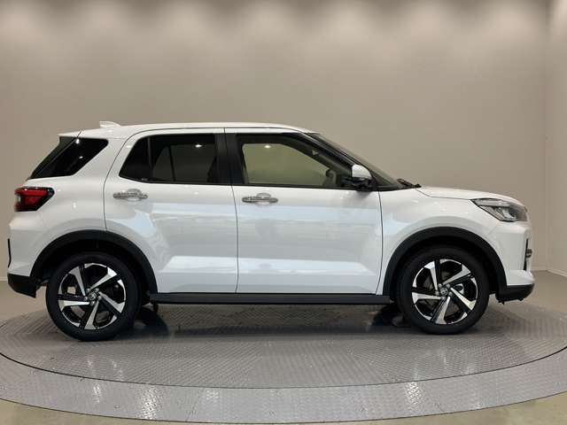 トヨタ ライズ　ハイブリッド ハイブリッド １．２ Ｚ R6年 (中国) 99