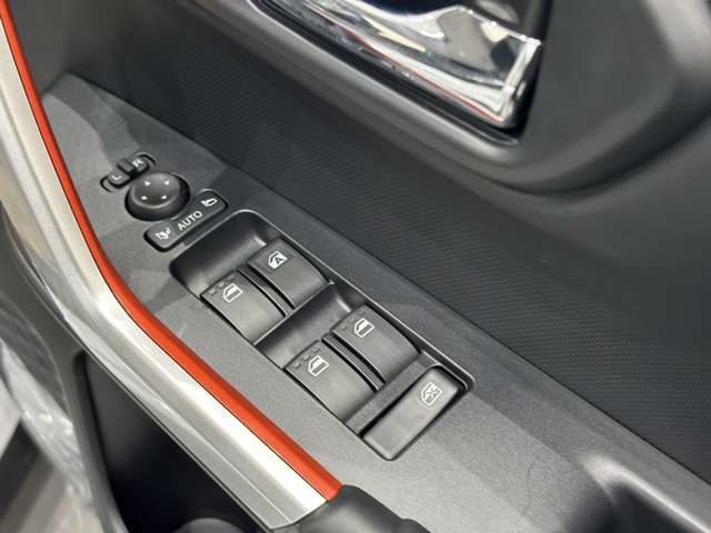 トヨタ ライズ　ハイブリッド ハイブリッド １．２ Ｚ R6年 (中国) 99