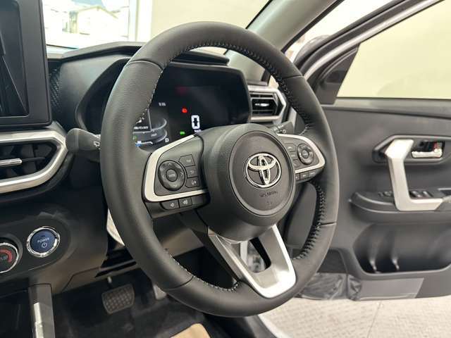 トヨタ ライズ　ハイブリッド ハイブリッド １．２ Ｚ R6年 (中国) 99