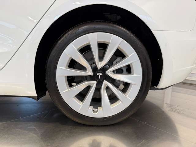 テスラ モデル３ ロングレンジ R4年 (関東) 99