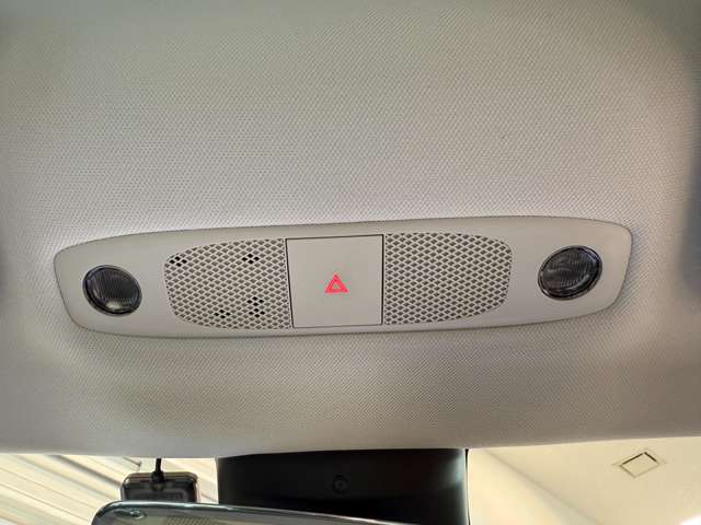 テスラ モデル３ ロングレンジ R4年 (関東) 99