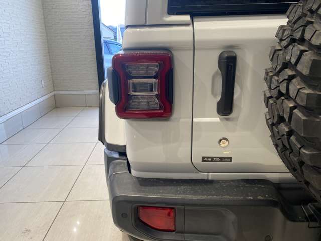 ジープ ラングラー　アンリミテッド アンリミテッド サハラ ３．６Ｌ ４ＷＤ R1年 (九州・沖縄) 99