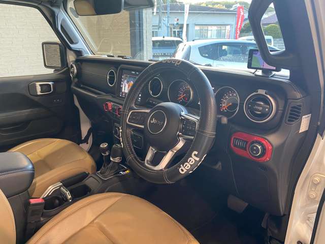 ジープ ラングラー　アンリミテッド アンリミテッド サハラ ３．６Ｌ ４ＷＤ R1年 (九州・沖縄) 99