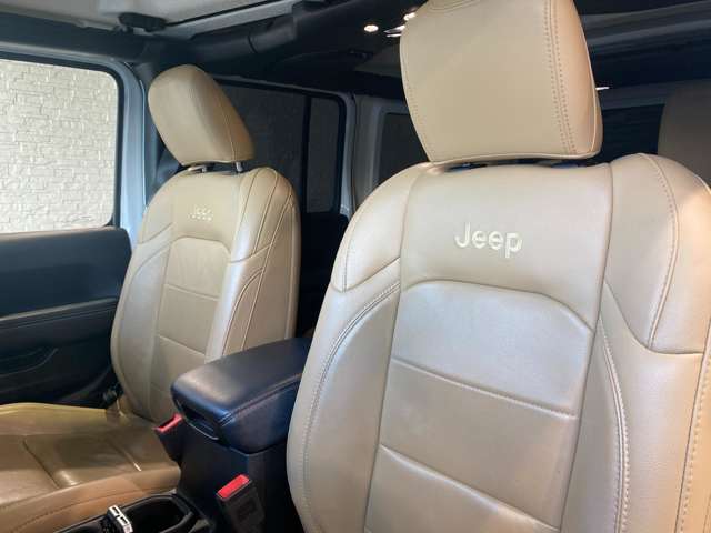 ジープ ラングラー　アンリミテッド アンリミテッド サハラ ３．６Ｌ ４ＷＤ R1年 (九州・沖縄) 99