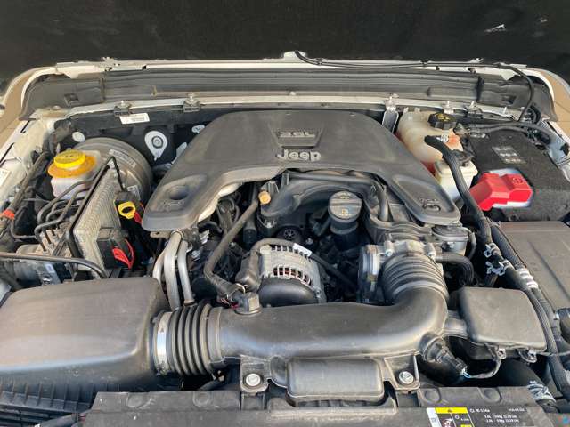 ジープ ラングラー　アンリミテッド アンリミテッド サハラ ３．６Ｌ ４ＷＤ R1年 (九州・沖縄) 99