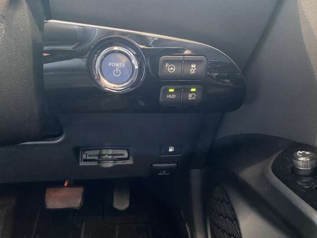 トヨタ プリウス １．８ Ａ ツーリングセレクション H28年 (九州・沖縄) 99